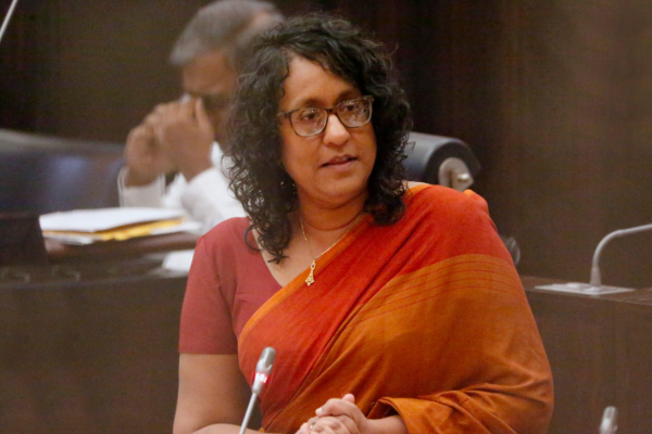 பேருந்து கட்டணங்களை வங்கி அட்டைகள் மூலம் செலுத்தும் வாய்ப்பு! | Opportunity To Pay Bus Fares Through Bank Cards
