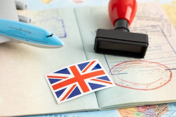 பிரித்தானிய விசா வழங்குவதில் 19 சதவீதம் சரிவு | Decline In British Visa Issuance