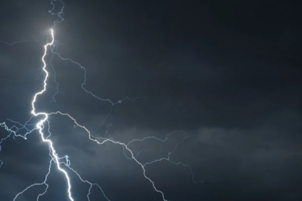 இடியுடன் கூடிய மழைக்கு வாய்ப்பு! | Chance Of Thunderstorms