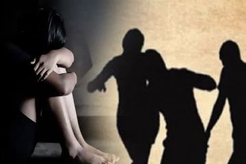 ප්‍රේම සම්බන්ධතාව නතර කලයි කෝප වූ තරුණයා පෙම්වතියට දුන් දඩුවම