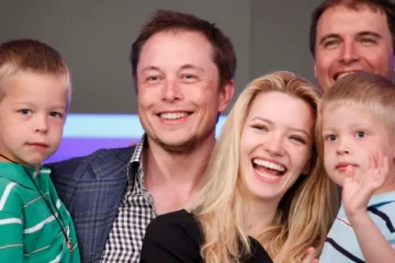 தந்தையை தூக்கி எறிந்த எலான் மஸ்க்கின் வாரிசு!