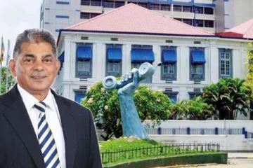 ஸ்ரீலங்கா டெலிகொம் நிறுவன தலைவர் பதவி நீக்கம்