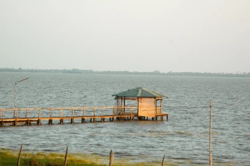 போரின் வடுக்களை தாங்கி நிற்கும் தமிழர்  பூமியின் கிராம் இது!