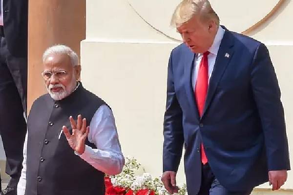 இந்தியா மீதான வரி விதிப்பால் பலத்த அடி வாங்கிய அந்த நாடு... ட்ரம்ப் வெளிப்படை | Tariffs On India Big Blow To Russia