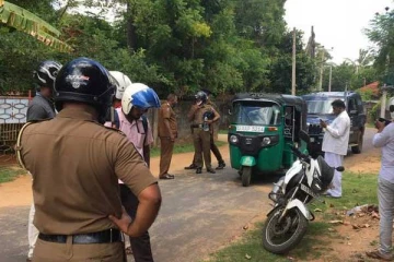 யாழில் உதவி செய்த நபரிடம் கைவரிசை காட்டிய நபர்! பெரும் பரபரப்பை ஏற்படுத்திய சம்பவம்