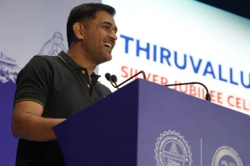 சென்னை எனக்கு இன்னொரு வீடு: நெகிழ்ந்த தோனி