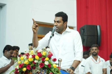 ஆதவ் மீது கோபத்தில் விஜய்: இப்படி பண்ணிட்டீங்களே?