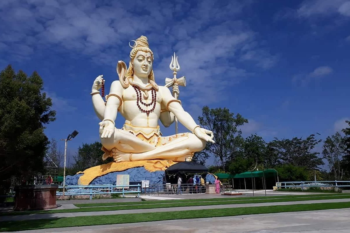 உங்களுடைய நிலத்தில் வீடு கட்ட முடியாமல் தடைபடுகிறதா? எளிய பரிகாரம் இதோ.. | Simple Remedies To Build Own House In Land