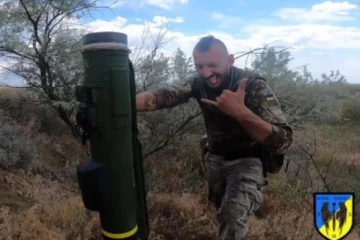 உக்ரைனில் ரஷ்ய துருப்புக்களை திசை திருப்பி தன்னார்வலர்குழுவின் துணிச்சலான செயல்!