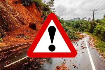 மூன்று மாவட்டங்களுக்கு மண்சரிவுக்கான சிவப்பு எச்சரிக்கை