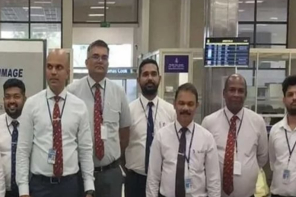 கட்டுநாயக்க விமான நிலையத்தில் பரபரப்பை ஏற்படுத்திய இந்திய பெண்கள் - வரலாற்றில் முதன்முறை | Katunayake Airport Seizes Largest Drug In History