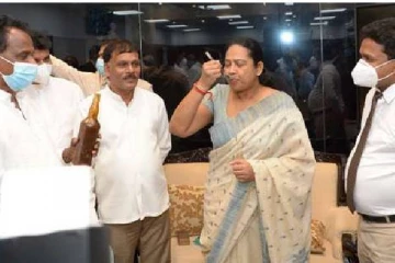 அரசின் தவறான நடவடிக்கைகளின் விளைவுகளை மக்கள் அனுபவிப்பதாக குற்றச்சாட்டு