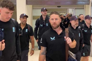 இலங்கையை வந்தடைந்தது இங்கிலாந்து கிரிக்கெட் குழாம்