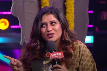 சூப்பர் சிங்கரிலிருந்து மா.கா.பா அதிரடி வெளியேற்றம்... மீண்டும் பிரியங்கா என்ட்ரி? ஷாக்கில் ரசிகர்கள்