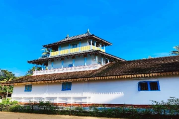 பிரசித்தி பெற்ற ஆலயம் ஒன்றில் காணிக்கை பணம் கொள்ளை