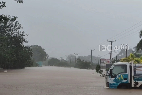 வவுனியாவில் கனமழை: ஏ9 வீதி போக்குவரத்துக்கு முழுமையாக தடை | Heavy Rain Flood Affected Areas In Vavuniya Today