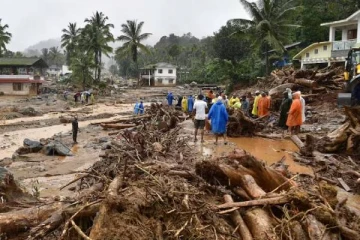 வயநாடு மக்களுக்கு ரிலையன்ஸ் அறக்கட்டளை சார்பில் உதவும் நீடா அம்பானி