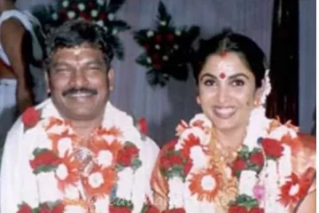 காதல் to லிவின்....வீட்டை எதிர்த்து திருமணம்...நடிகை ரம்யா கிருஷ்ணனின் காதல் கதை..!