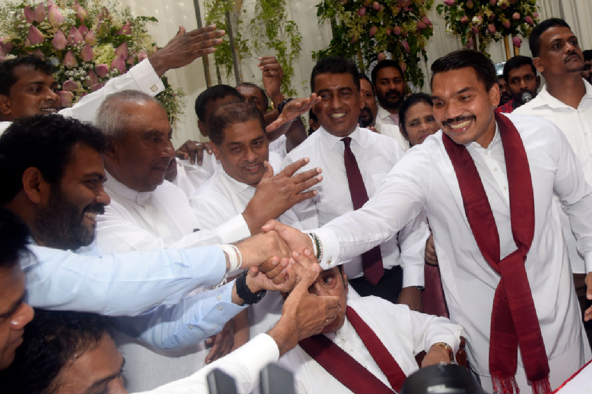 ராஜபக்சக்களின் அரசியல் வரலாற்றை நெல்சன் மண்டேலாவுடன் ஒப்பிட முடியாது : எழுந்துள்ள விசனம் | Rajapaksas Cannot Be Compared Nelson Mandela ராஜபக்சக்களின் அரசியல் வரலாற்றை நெல்சன் மண்டேலாவுடன் ஒப்பிட முடியாது : எழுந்துள்ள விசனம் | Rajapaksas Cannot Be Compared Nelson Mandela
