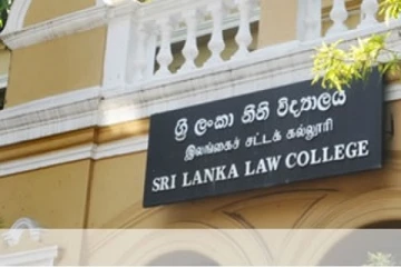 சட்டத்துறை இறுதி வருட பரீட்சைகளை இடைநிறுத்துமாறு கோரிக்கை