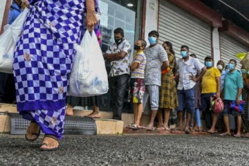 ආහාර තොග රැස් කිරීම වැළැක්වීම සඳහා අගමැති කරන්න යන දේ - ණය ලබාදීම සම්බන්ධයෙනුත් විශේෂ උපදෙස්..