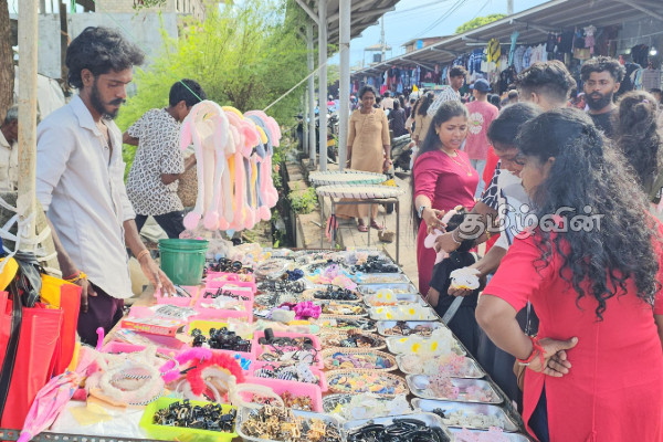 தமிழர் பகுதிகளில் களைகட்டும் தீபாவளி பண்டிக்கை! கொண்டாட்டத்திற்கு ஆயத்தமாகும் மக்கள் | Srilanka Deepavali