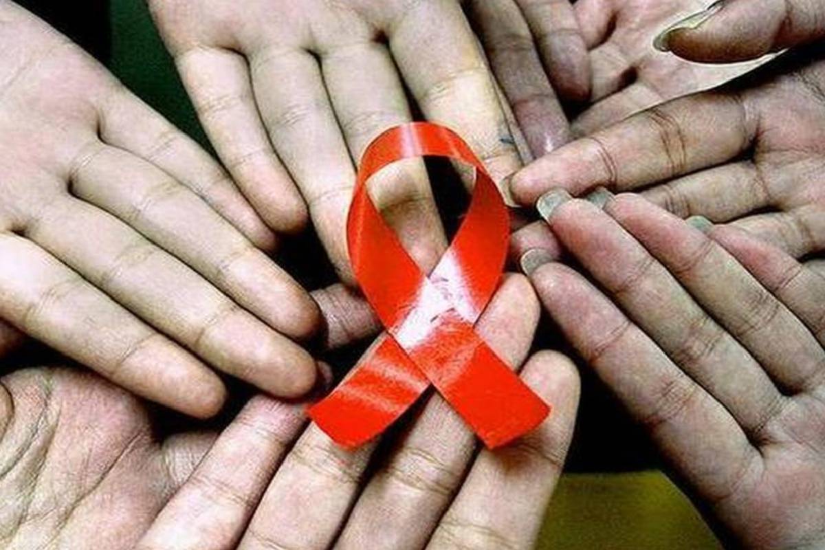 நாடொன்றில் HIV தொற்றுக்கு ஆளான நூற்றுக்கணக்கான குழந்தைகள்: அதிர்ச்சிப் பின்னணி | Child Hiv Outbreak In Pakistan By Reused Syringes நாடொன்றில் HIV தொற்றுக்கு ஆளான நூற்றுக்கணக்கான குழந்தைகள்: அதிர்ச்சிப் பின்னணி | Child Hiv Outbreak In Pakistan By Reused Syringes