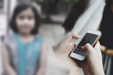 இந்திய சிறுமியின் உயிரை பறித்த தொலைபேசி: பெற்றோருக்கு அறிவுறுத்தல்!