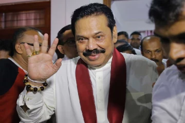 கொழும்பை விட்டு துரத்தப்பட்ட மஹிந்த ராஜபக்ஷ ; பாதுகாப்பு வழங்க முன்வந்துள்ள இரு நாடுகள்!