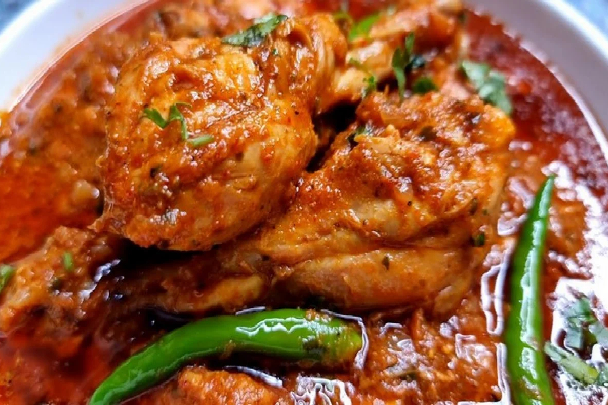 காரம் பிடித்தவர்களுக்கு சூப்பர் டிஷ் - காரசாரமான ஆந்திரா சிக்கன் கிரேவி | Spicy Andhra Chicken Gravy Recipe Details காரம் பிடித்தவர்களுக்கு சூப்பர் டிஷ் - காரசாரமான ஆந்திரா சிக்கன் கிரேவி | Spicy Andhra Chicken Gravy Recipe Details