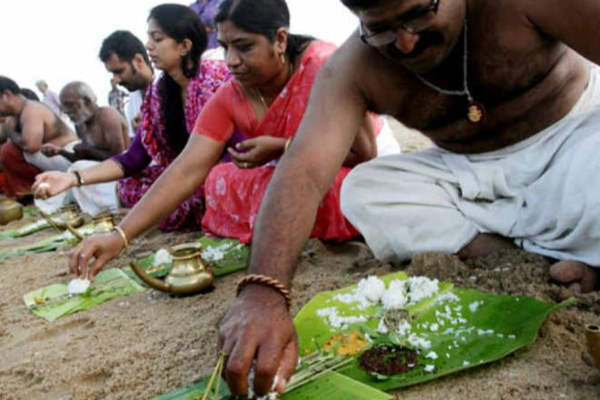 இன்று தை அமாவாசை ; திதி கொடுக்க உகந்த நேரம், யாரெல்லாம் தர்ப்பணம் கொடுக்கலாம்.. தெரிஞ்சுக்கோங்க | Thai Amavasai Today Best Time For Rites