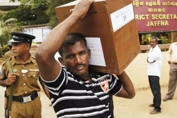 வாக்களிப்போருக்கு தேர்தல் ஆணைக்குழு விடுத்துள்ள எச்சரிக்கை