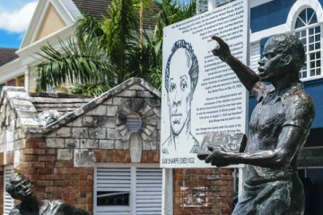 கொடுமைகள் அனுபவித்தனர்... பிரித்தானியாவிடம் பல பில்லியன் இழப்பீடு கேட்கும் பிரபல நாடு