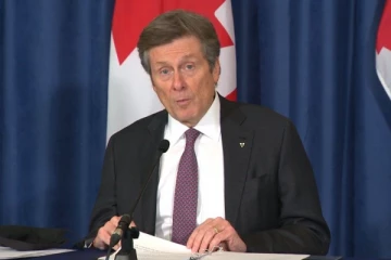 ரொறன்ரோவில் நடமாடும் தடுப்பூசி திட்டத்தை அறிமுகப்பட முடிவு!