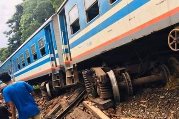 வடக்குப் பாதையில் புகையிரதம் சேவைகள் பாதிப்பு! | Train Service On The Northern Line Affected
