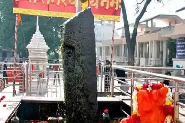 300 ஆண்டுகளாக கதவுகளே இல்லாத இந்திய கிராமம் பற்றி தெரியுமா? இங்கு திருட்டே நடக்காதாம்! | Mystery Behind No Doors In This Village In India