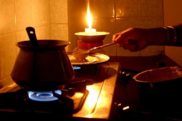 இலங்கையில் தினமும் மின்வெட்டு; வெளியான அறிவிப்பு