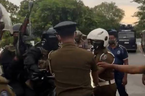 இராணுவ கோப்ரல் தர அதிகாரி உட்பட 4 பேர் கைது ! | 4 People Including An Army Corporal Arrested