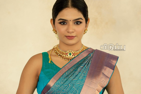 அந்த விசயத்தை முடித்த சங்கர் மகள் அதிதி!! பிரபல நடிகருடன் எடுத்த புகைப்படம் வைரல்.. | Aditi Shankar Latest Photos Maaveeran Viral