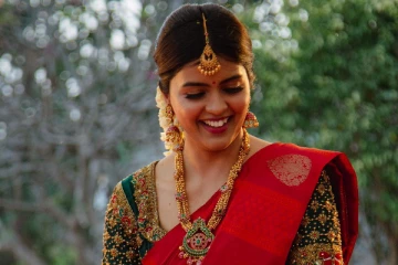 திருமண கோலத்தில் பிகில் நடிகை அம்ரிதா ஐயர்! வைரல் புகைப்படங்கள்