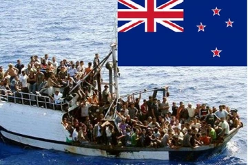 அவுஸ்திரேலியாவுக்கு சட்டவிரோதமாக படகில் செல்லும் முயற்சி - பின்னணியில் செயற்பட்ட இலங்கை இராணுவத்தினர் கைது