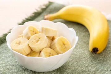 வாழைப்பழத்தை வெறும் வயிற்றில் சாப்பிட்டால் என்ன நடக்கும்?