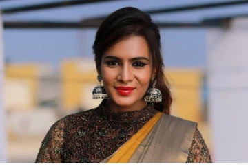 நடிகை மீரா மிதுன் ஜாமீன் கோரி மனு தாக்கல்