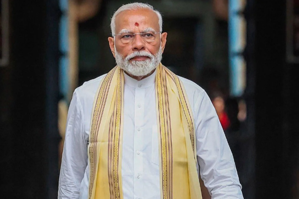 சீனா, பாகிஸ்தான் பதற்றத்தில் பாதுகாப்பை பலப்படுத்த நகரும் இந்திய திட்டம் | India S Plan To Move To Strengthen Security