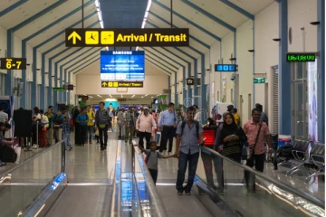 விமான நிலையங்கள் மூடப்படுமா? எதிர்வரும் நாட்களில் முடிவு என்கிறார் அமைச்சர் பிரசன்ன