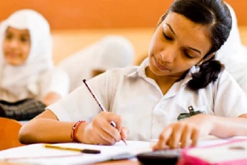 வினாத்தாள்களை அச்சிட நாட்டில் காகித பற்றாக்குறையா?