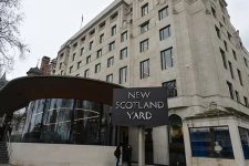 அடுக்கு மாடிக் குடியிருப்பில் சடலமாக கண்டெடுக்கப்பட்ட நான்கு வயது சிறுவன்: லண்டனில் மற்றுமொரு துயர சம்பவம்