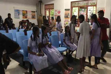 தமிழர் பகுதி பாடசாலையில் 52 மாணவர்கள் திடீர் சுகயீனம்