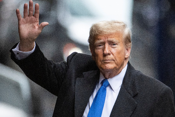 ஜோபைடன் பலவீனமானவர் திறமையற்றவர் | Jobaidan Is Weak And Incompetent Trump