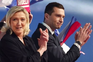 ஆட்சியைக் கைப்பற்றுவோம்... ராணுவ முடிவுகளும் உறுதி: பிரான்ஸ் தலைவர் Le Pen திட்டவட்டம்